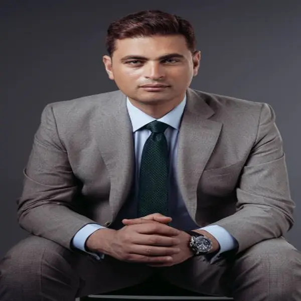 صاحب شركة النيل للتطوير العقاري